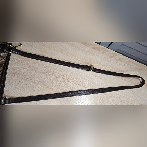 Authentic GUCCI Monogram GG Web Sherry Line Crossbody - Picture 10 of 13